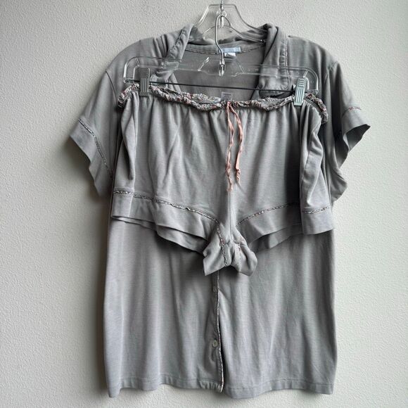 Eberjey Gray Floral Trim Button Down Short Sleeve Pajama Set Size Small? Medium? - Picture 1 of 11